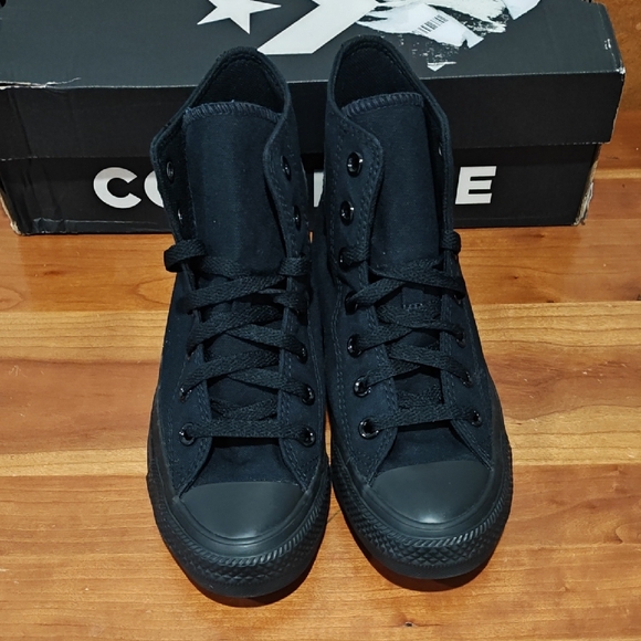Converse All Black High-Top Shoes - Picture 3 of 13